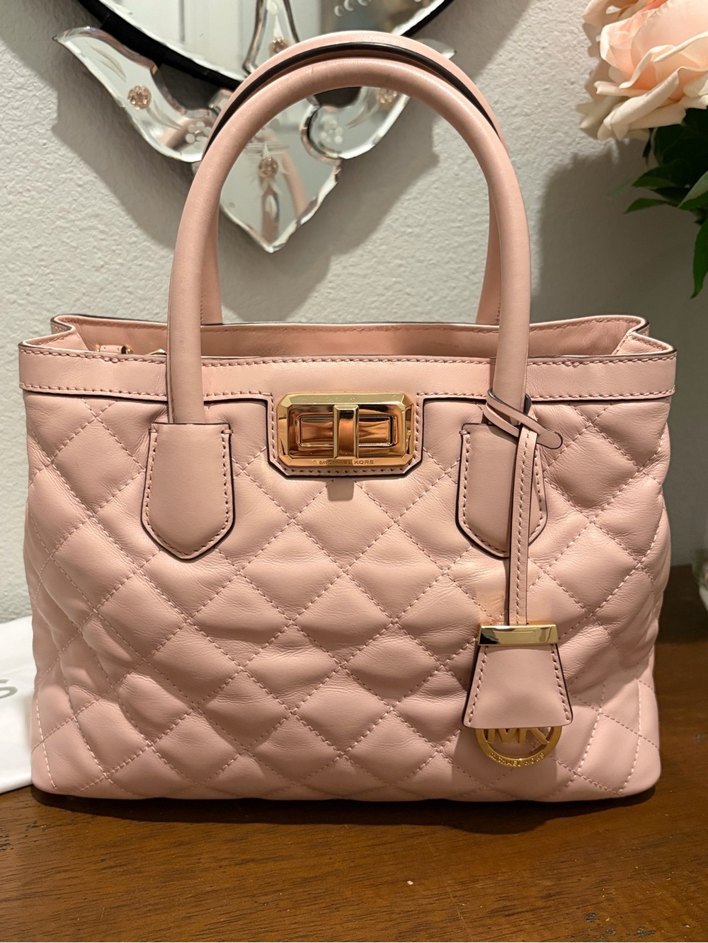Michael Kors Hannah Medium Dusty Rose Quilted Leather Handbag